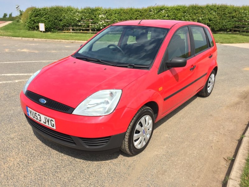 View FORD FIESTA FINESSE 16V, MOT 31-01-2019, 9 SERVICE STAMPS, 1 FORMER KEEPER,