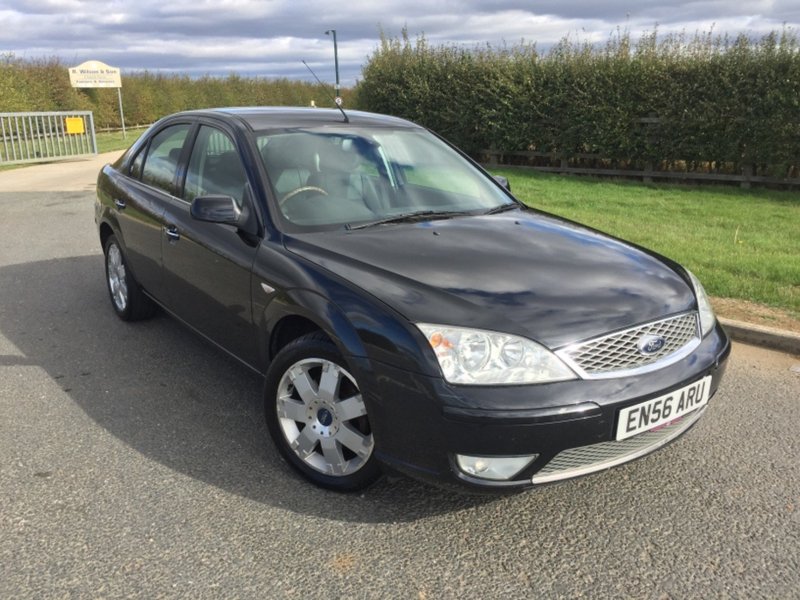 View FORD MONDEO GHIA X 16V, MOT October 2019, 2 Keys, 12 Service Stamps,Heated Leather Electric Seats,