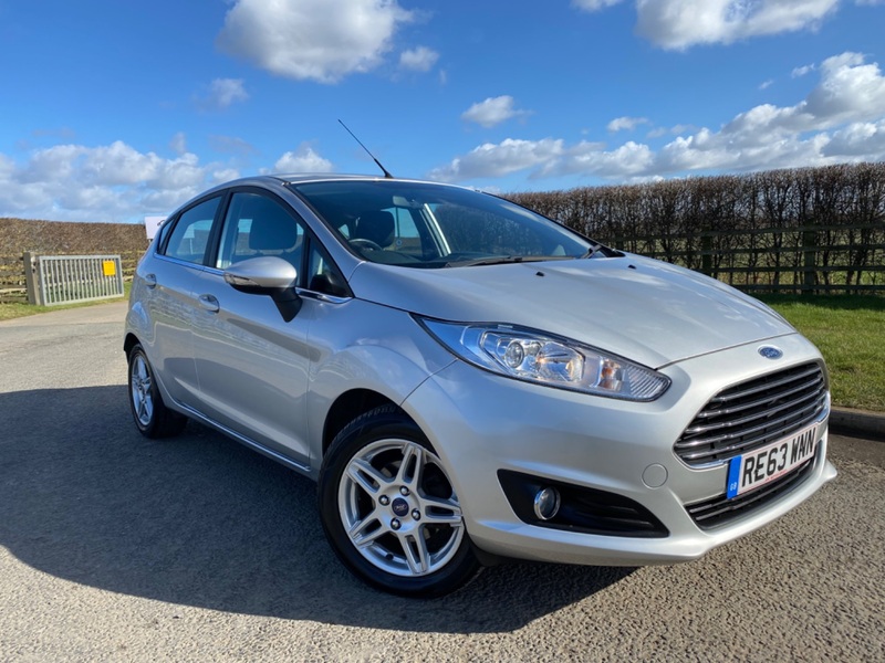 View FORD FIESTA ZETEC ** Sold to Rotherham **