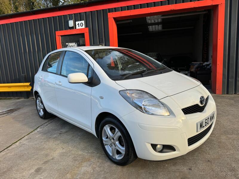 View TOYOTA YARIS 1.3 Dual VVT-i TR, AUTOMATIC, ** SOLD TO MALTON **