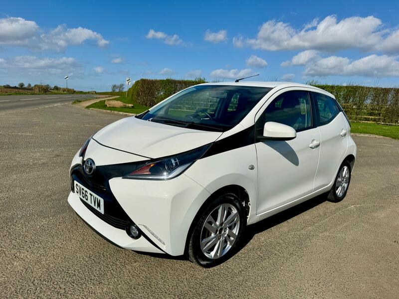 TOYOTA AYGO