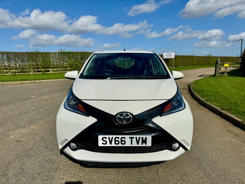 TOYOTA AYGO