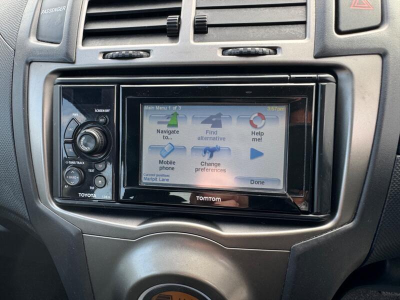 TOYOTA YARIS
