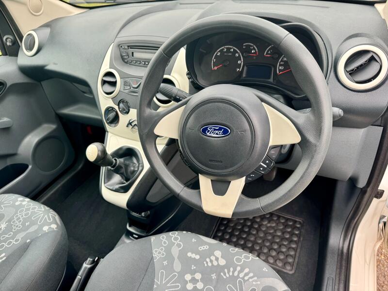 FORD KA