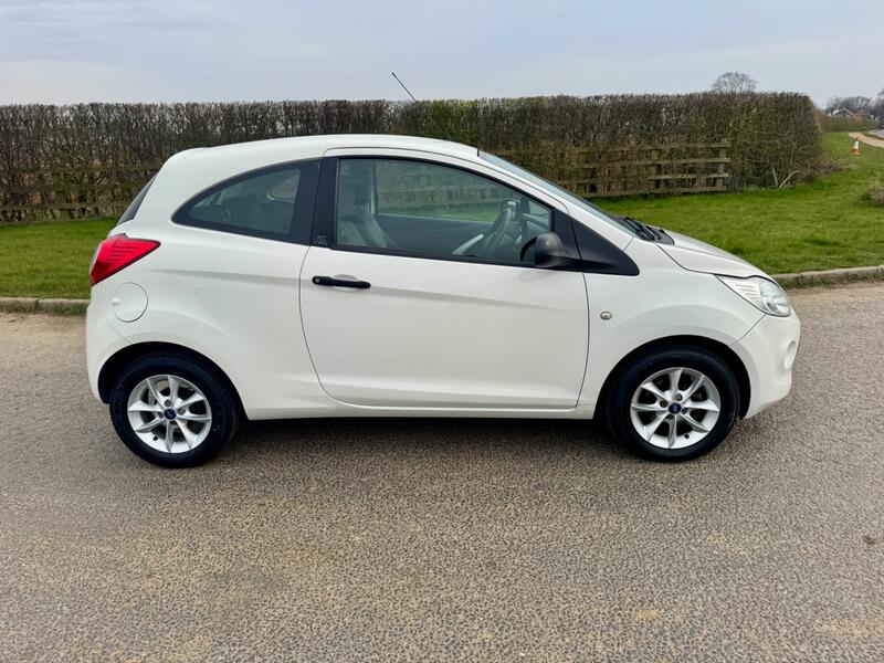 FORD KA