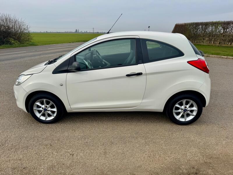 FORD KA