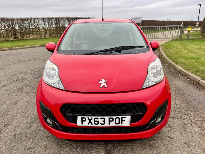 PEUGEOT 107