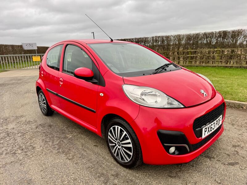 PEUGEOT 107
