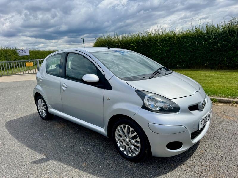 View TOYOTA AYGO 1.0 VVT-i Platinum, AUTOMATIC, ⚽️ SOLD TO BRIDLINGTON ⚽️