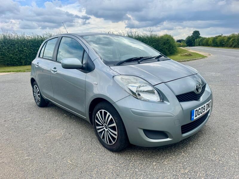 View TOYOTA YARIS 1.3 Dual VVT-i TR, ⚽️ SOLD TO WAKEFIELD ⚽️