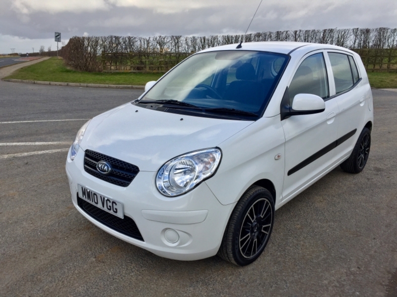 View KIA PICANTO 2, MOT FEBRUARY 2019, 8 SERVICE STAMPS, 2 KEYS, 2 OWNERS,