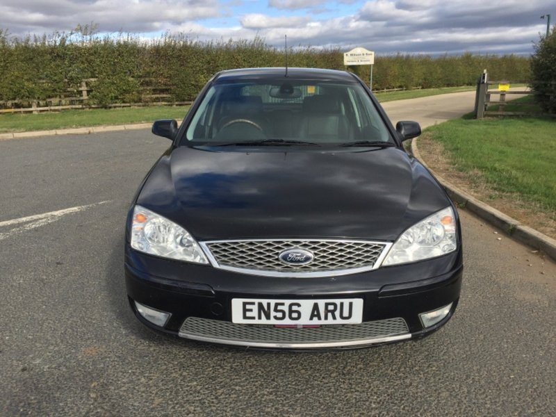 View FORD MONDEO GHIA X 16V, MOT October 2019, 2 Keys, 12 Service Stamps,Heated Leather Electric Seats,