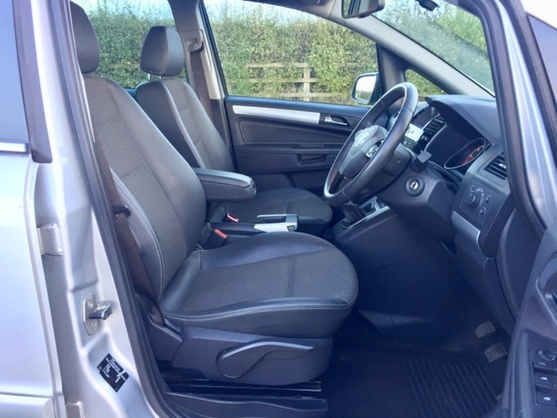 VAUXHALL ZAFIRA