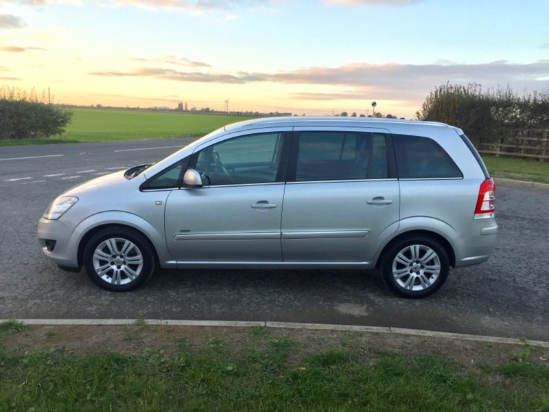 VAUXHALL ZAFIRA