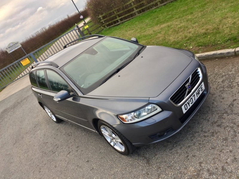 VOLVO V50