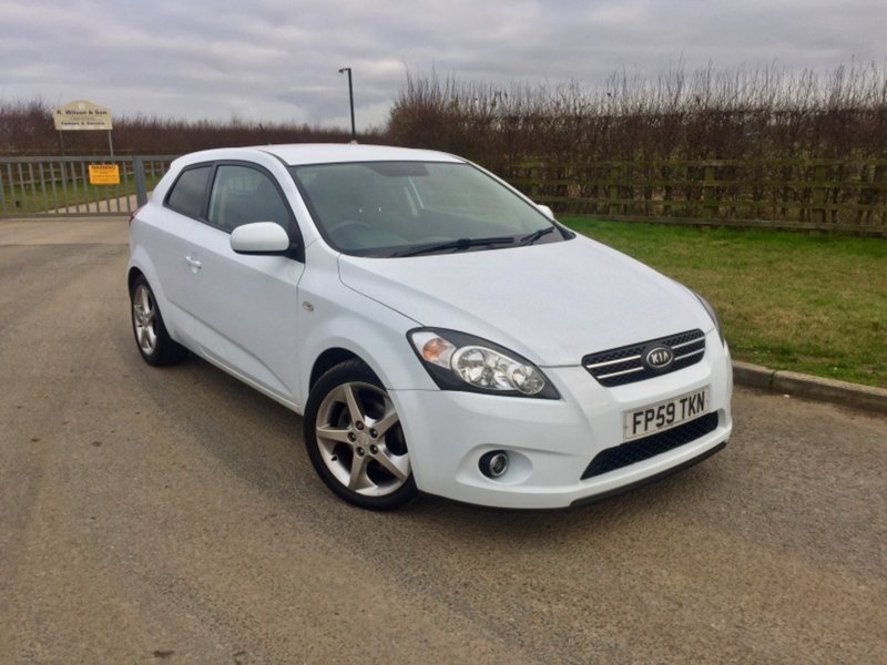 View KIA CEED PRO CEED 3 CRDI, 1.6 Diesel, £30 Road Tax,