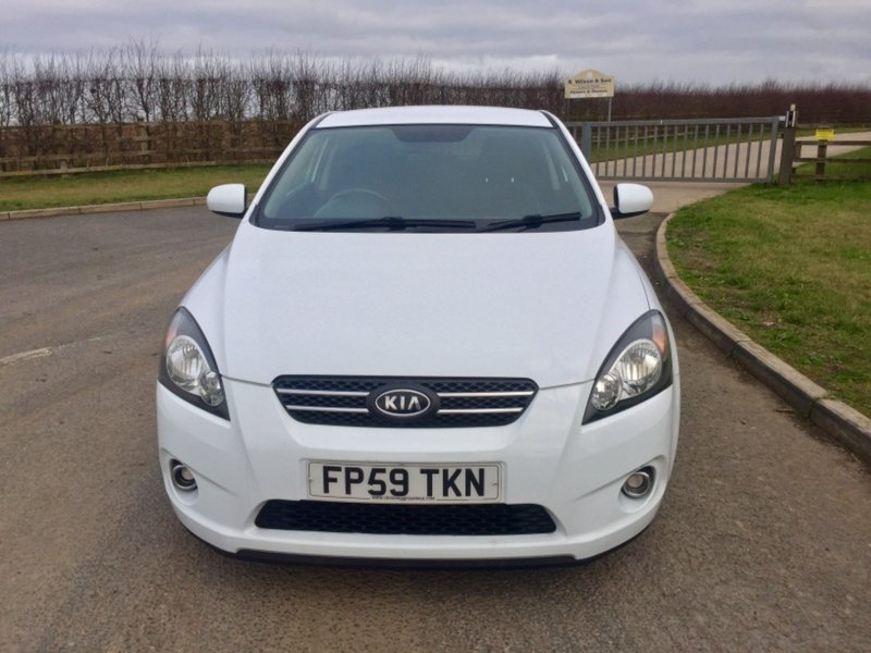 View KIA CEED PRO CEED 3 CRDI, 1.6 Diesel, £30 Road Tax,