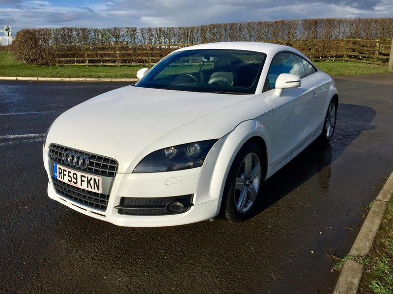 View AUDI TT TDI QUATTRO, 5 Services, 