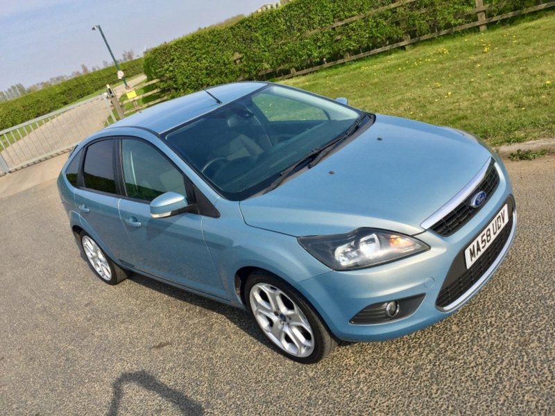 FORD FOCUS