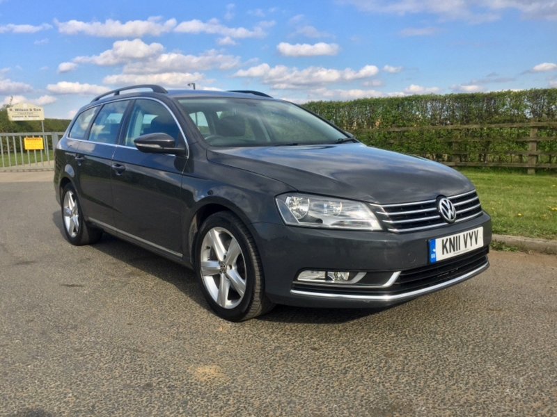 VOLKSWAGEN PASSAT