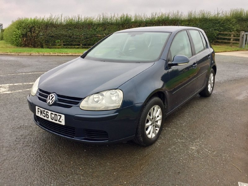 View VOLKSWAGEN GOLF FSi 1.6 Petrol, 114 Match,