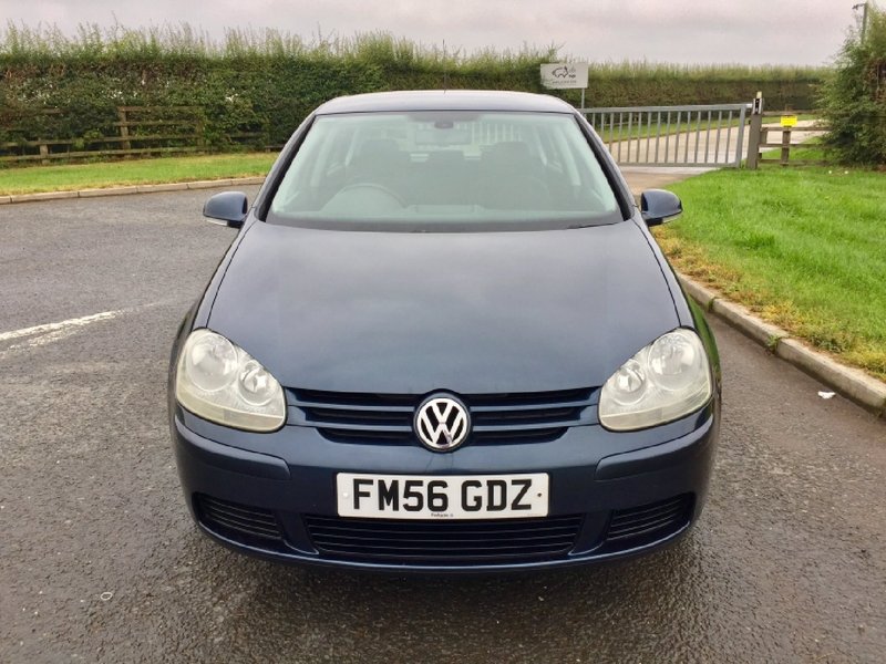 View VOLKSWAGEN GOLF FSi 1.6 Petrol, 114 Match,