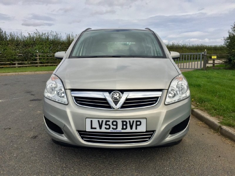 View VAUXHALL ZAFIRA VVT Exclusiv,