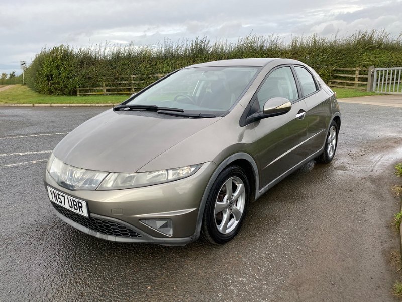 View HONDA CIVIC i-VTEC SE,