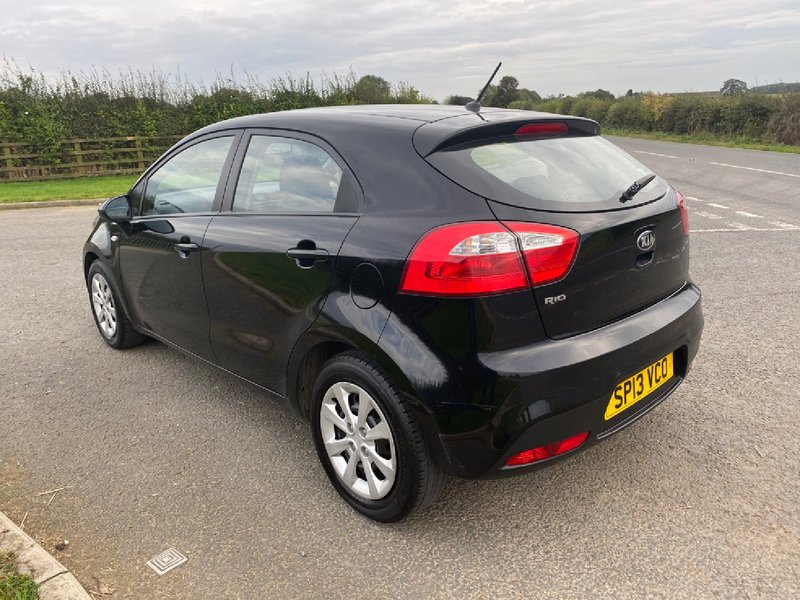 View KIA RIO 1.25 1,