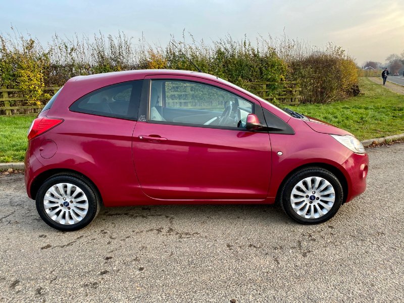 FORD KA