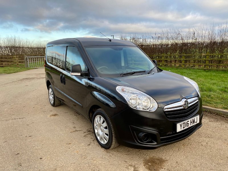 VAUXHALL COMBO