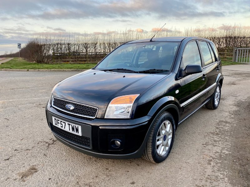 View FORD FUSION Zetec Climate, Just Serviced, SOLD TO BRADFORD,