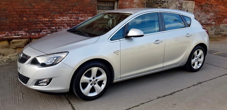 View VAUXHALL ASTRA VVT SRi,