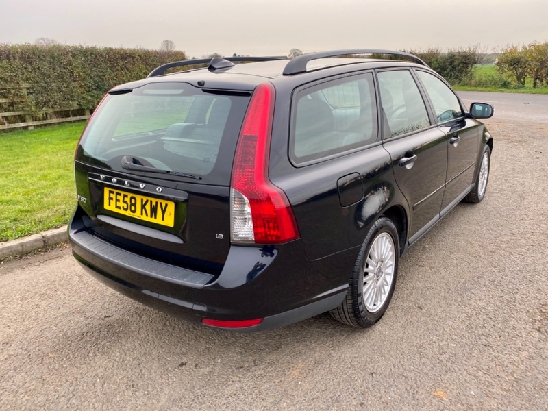 View VOLVO V50 S V50,