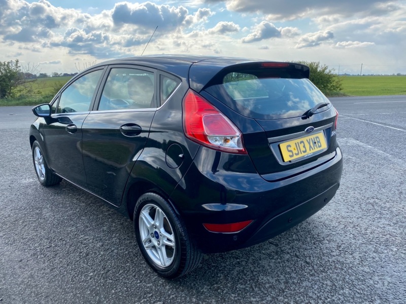 View FORD FIESTA ZETEC AUTOMATIC, SOLD TO BARNSLEY,