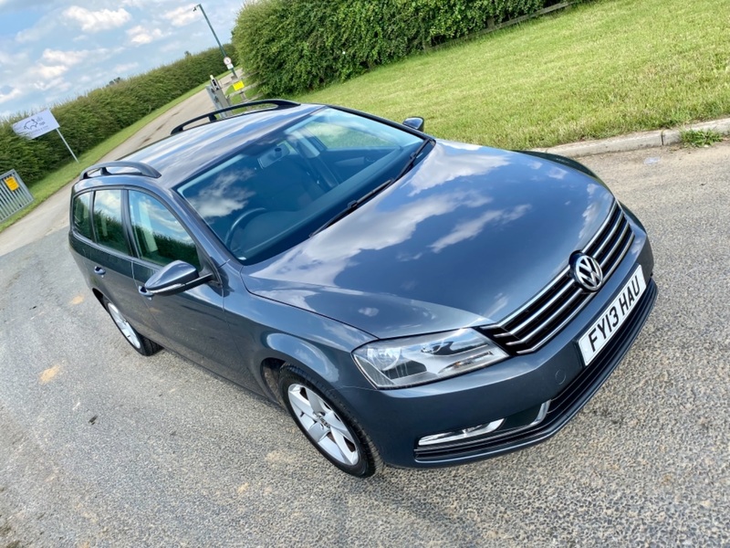 VOLKSWAGEN PASSAT