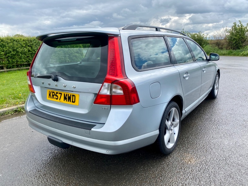 View VOLVO V70 D5 SE SPORT, ** SOLD TO DARRINGTON **