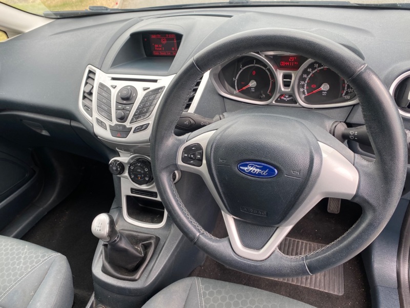 View FORD FIESTA ZETEC TDCI