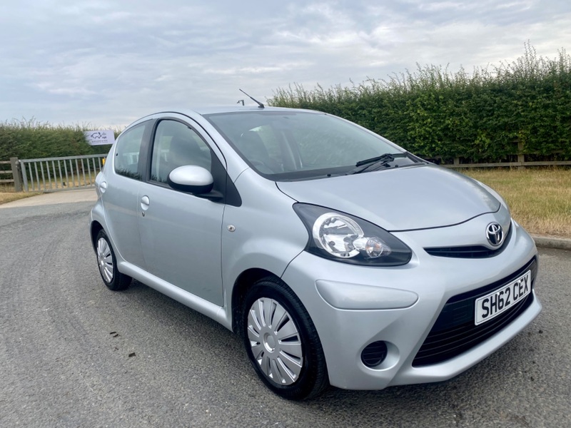 TOYOTA AYGO